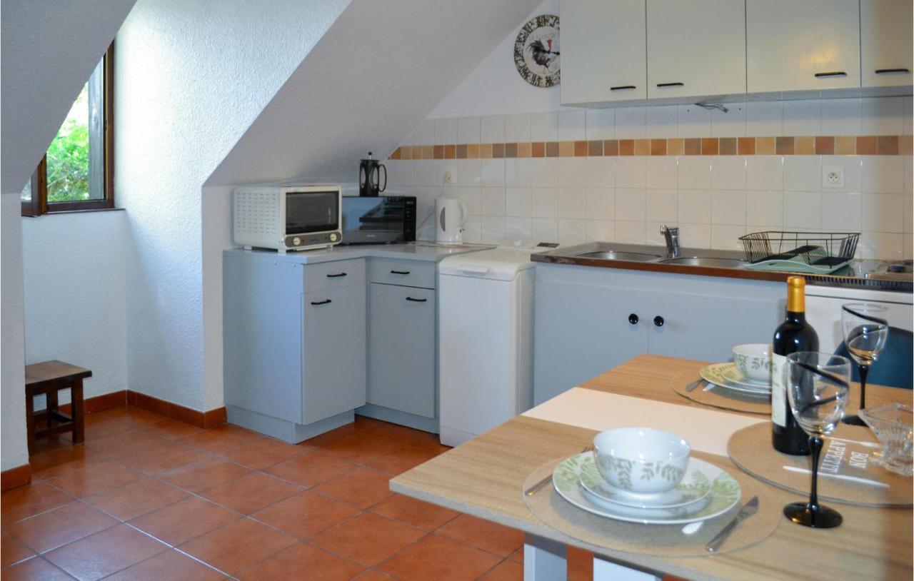 1 Bedroom Cozy Apartment In Vitrac فيتراك المظهر الخارجي الصورة